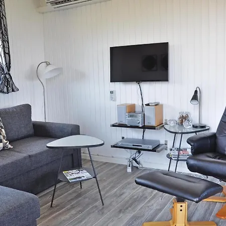 Gorgeous In Augustenborg With Wifi Holiday home Asserballeskov